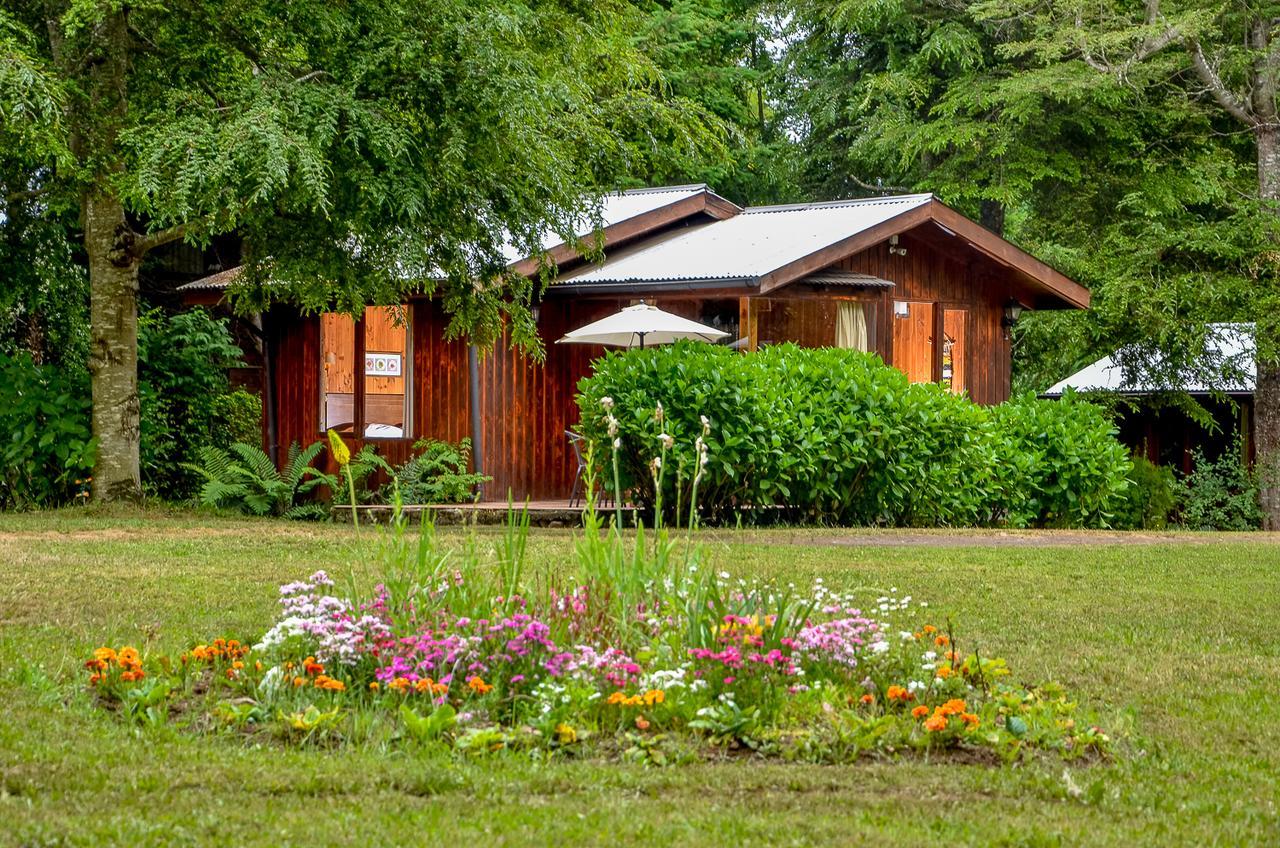 Cabanas Aylen Hotel Pucon Exterior photo
